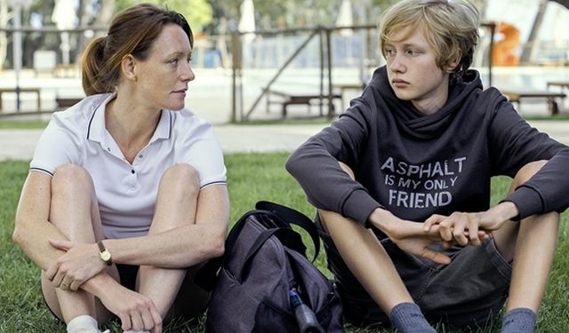 maternidade real veja lista de 10 filmes e séries que abordam o tema