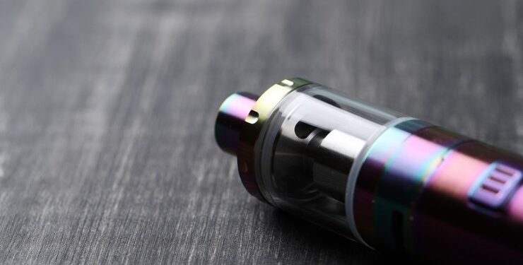 Cigarro eletrônico para tentantes: Quais são os riscos?