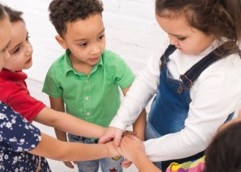Mudança de escola na infância? Veja dicas para facilitar o processo de adaptação